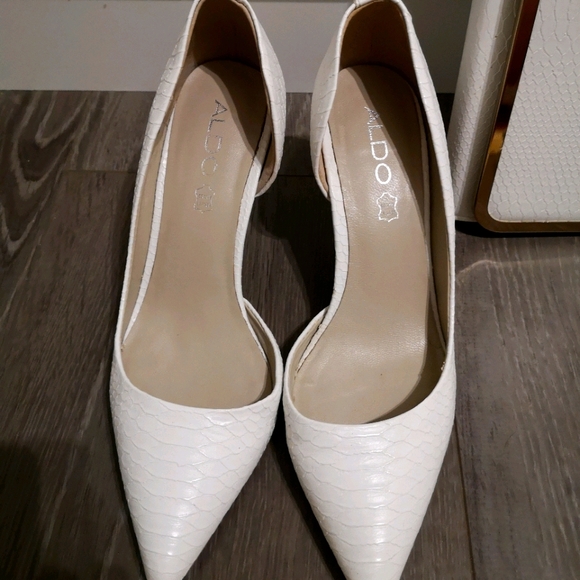 White Aldo kitten heels - Picture 2 of 7